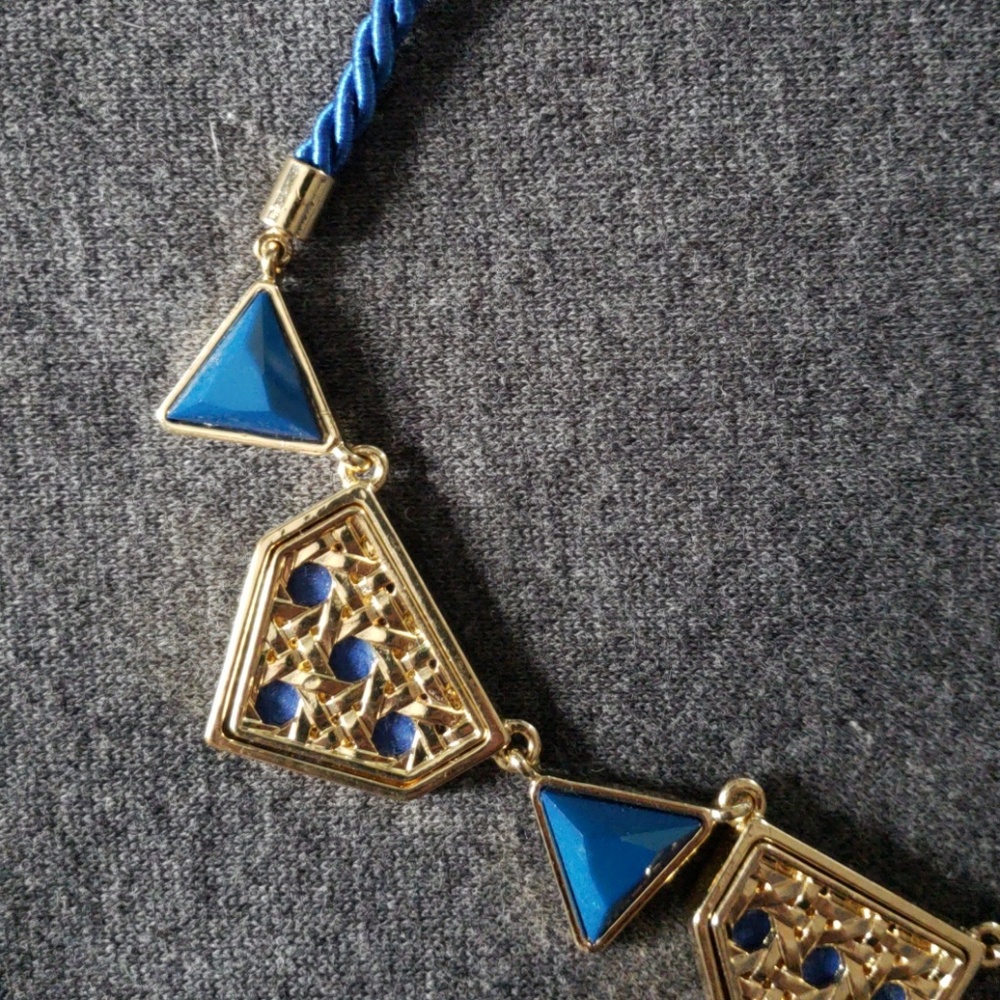 KARDASHIAN NECKLACE